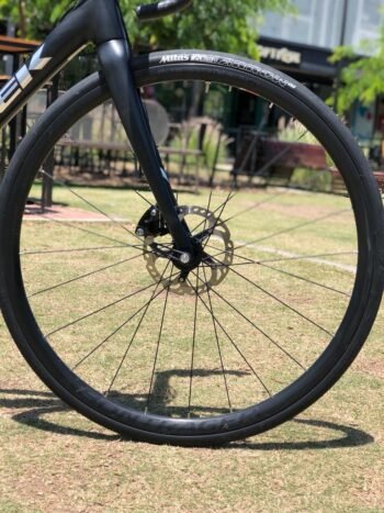 TREK Emonda ALR 4 silver - Black - 54 usada - Image 4