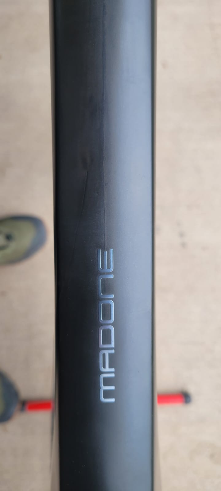 WhatsApp Image 2025-05-12 at 19.28.34 (1) MADONE SLR 9 GEN 6 SRAM RED 12 ELECTRONICO - Image 7