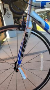 TREK ALPHA 2.5 FUL SORA 2X9 - Image 9