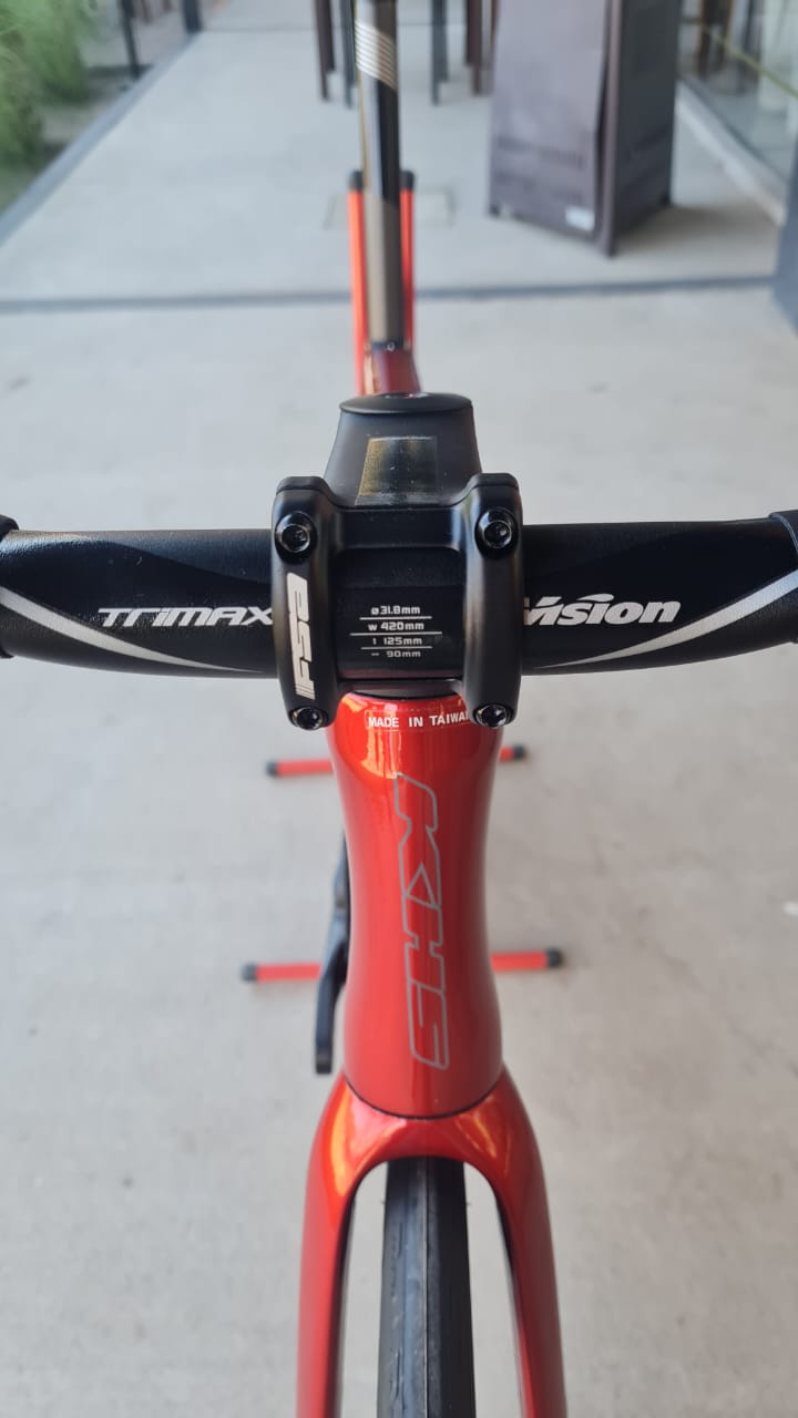 WhatsApp Image 2025-06-04 at 14.29.18 BICICLETA KHS RUTA FILTE 750 24 VEL DI2 105 SHIMANO - Image 4