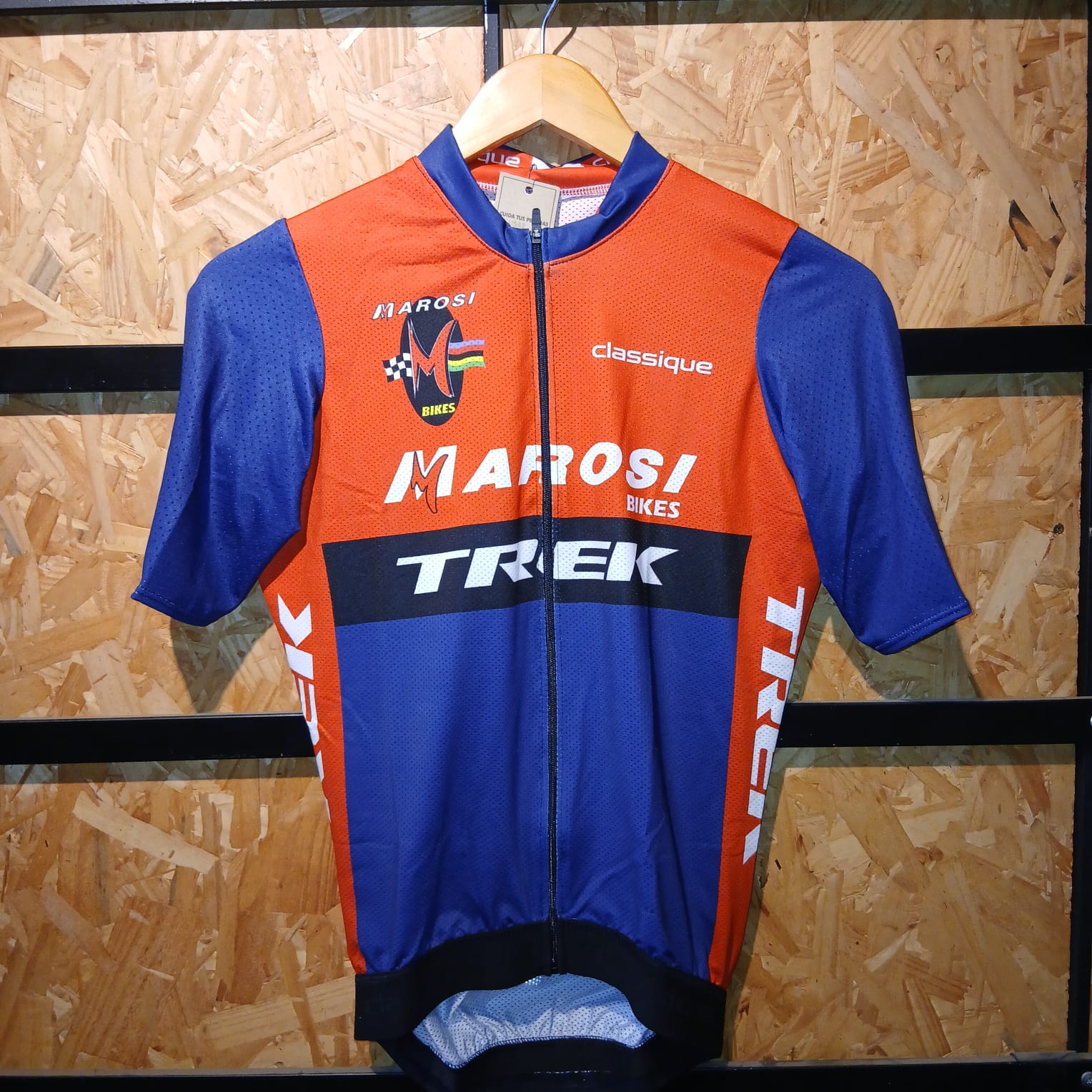 REMERA CICLISTA TREK MAROSI MARCA CLASSIQUE