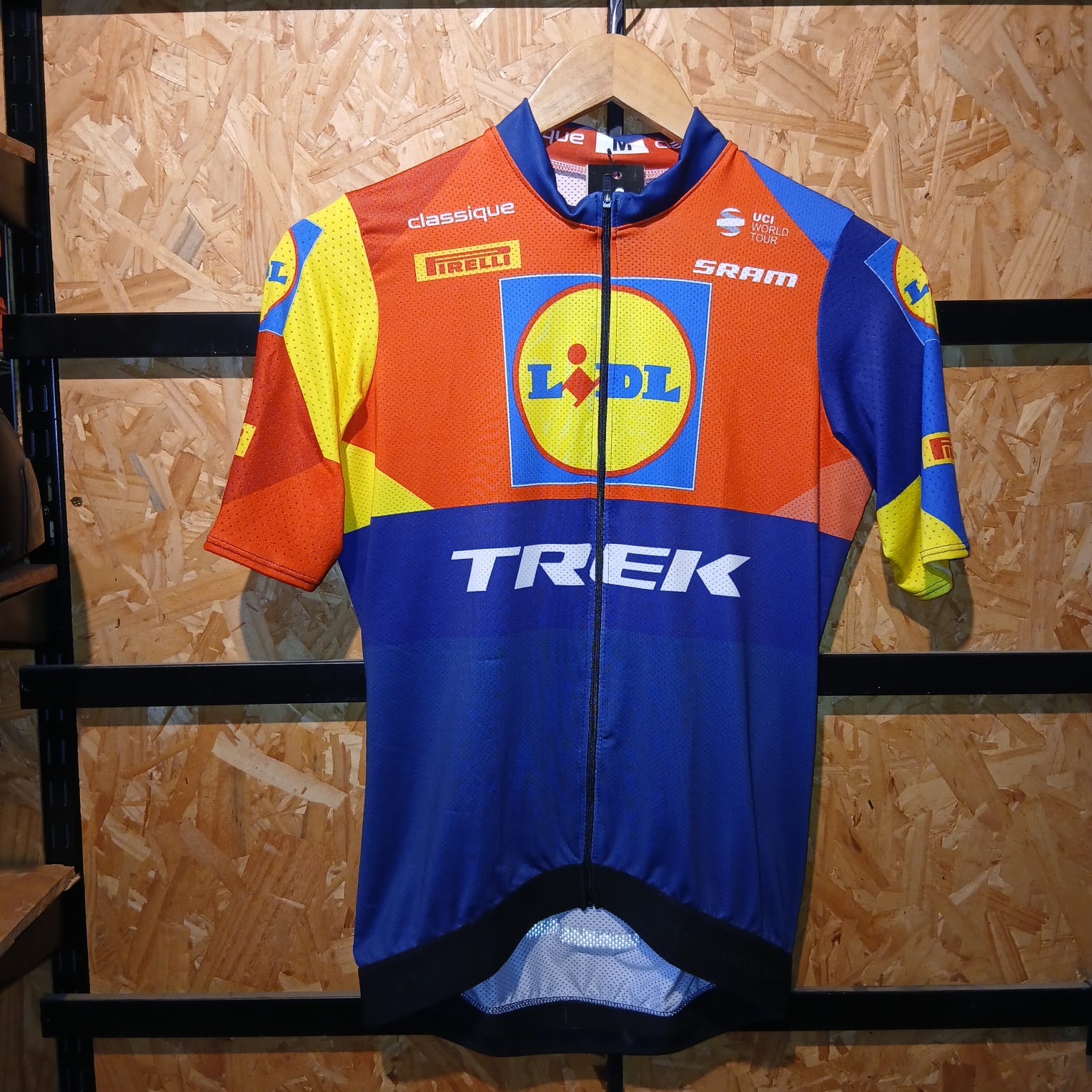 REMERA CICLISTA LIDER TREK MARCA CLASSIQUE