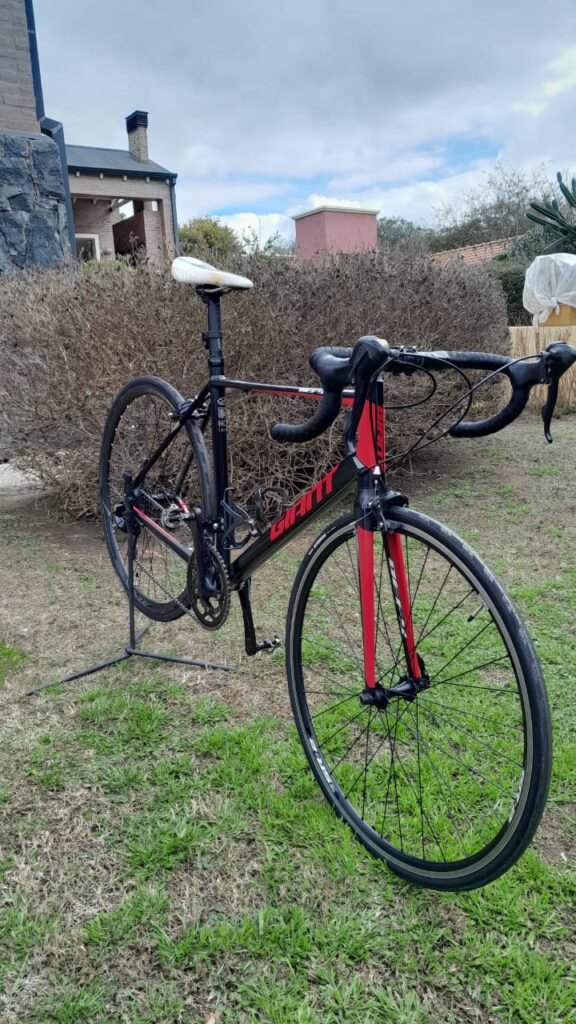 Bicicleta de ruta Giant Defy - Image 9
