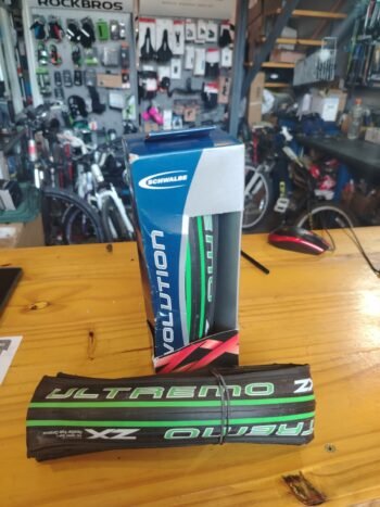 CUBIERTAS RUTA SCHWALBE ULTREMO 2X 700X23