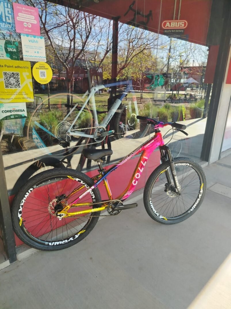 BICICLETA STUNT COLLI R26